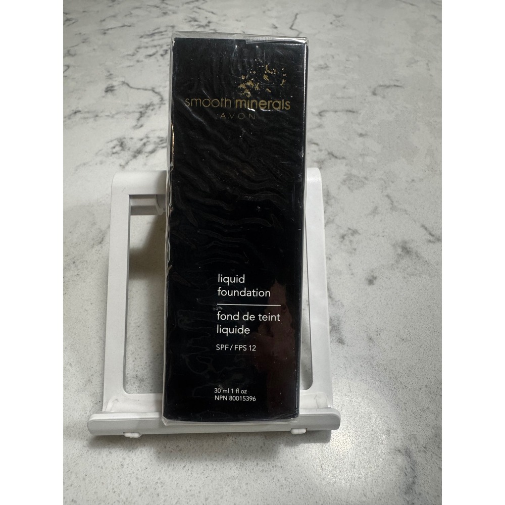 NEW Avon Smooth Minerals Liquid Foundation Medium Beige SEALED  Discontinued NOS